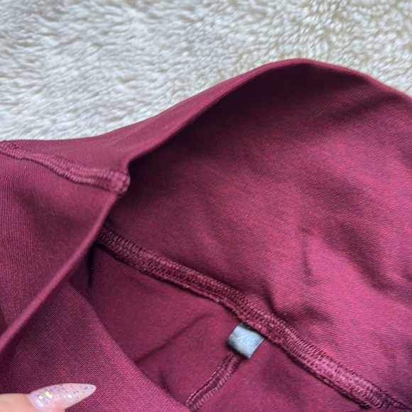 Alphalete High-Waist Leggings – Burgundy XS | Muscle Fit| Sculpting Activewear | - Picture 4 of 6